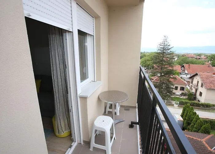 Fast Sleep & Go 3 Διαμέρισμα Paraćin